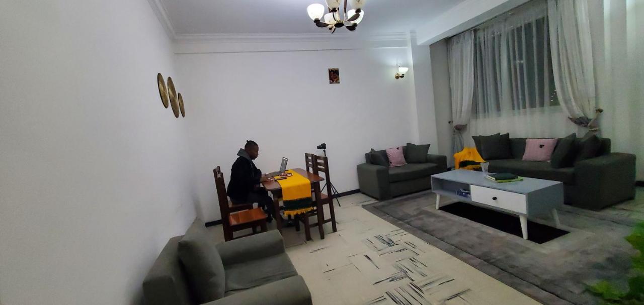 Cozy 1-Bedroom Luxury Apartment Addis Ababa Exterior photo